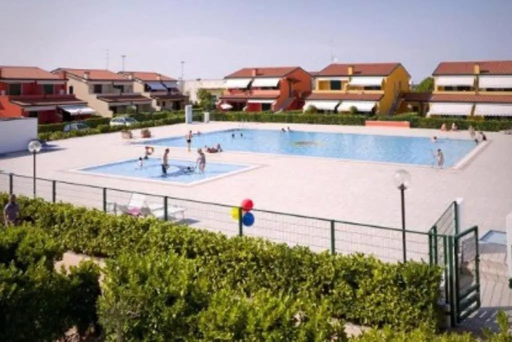 Iris 21 Abitazione In Posizione Strategica Immersa Nel Villaggio Dei Fiori Caorle